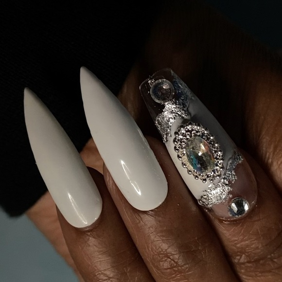 HANDMADE set of press-on nails.with silver details - Picture 3 of 5